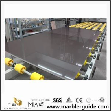 Las encimeras de cuarzo ofrecen encimeras de cuarzo oscuro con costo barato