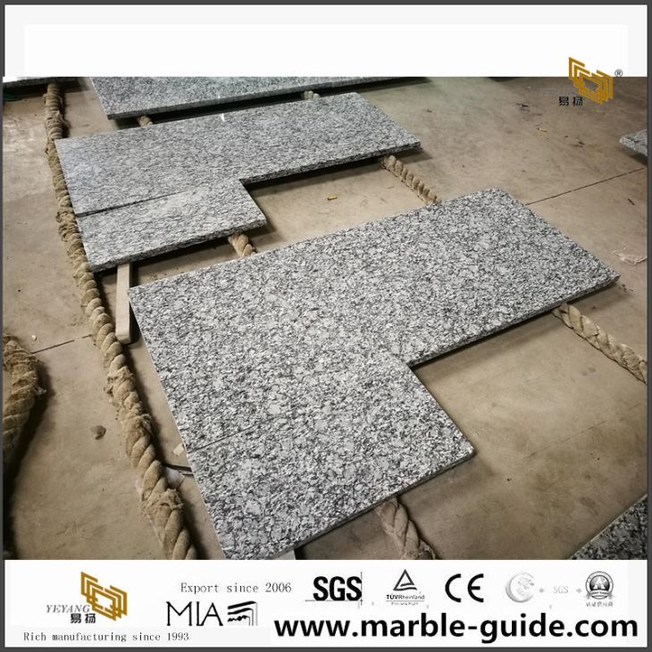 Spray White Granite Countertops