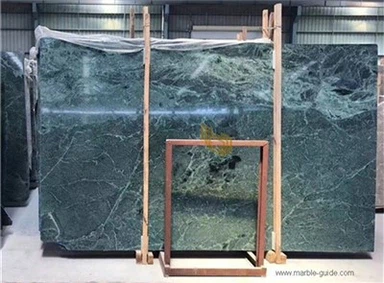 Grandes encimeras de tocador de mármol verde abigarrado